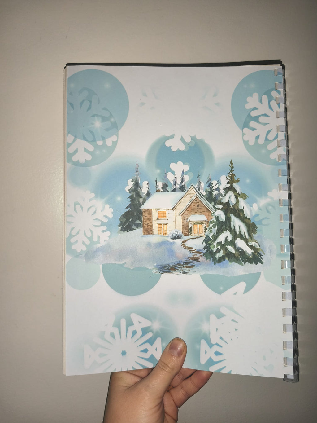 Winter Edition Weekly Planner : Hello Winter